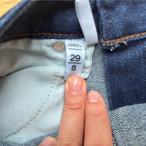 Loft Curvy Super Soft Girlfriend Jeans Size 8/29 - Picture 3 of 4